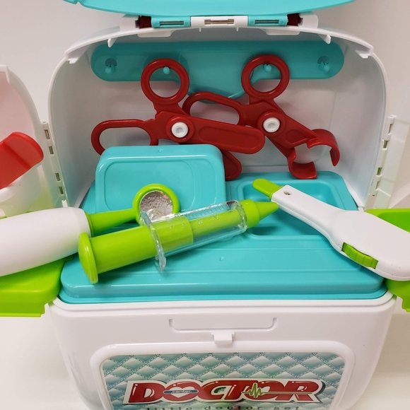 New Doctors Kit Backpack - Picture 2 of 13